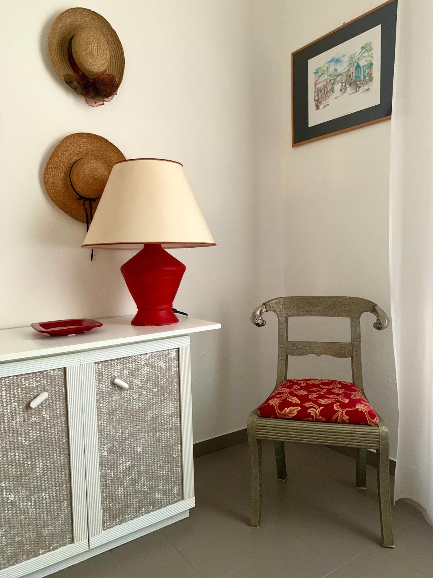 Guest House A Due Passi 올비아 외부 사진
